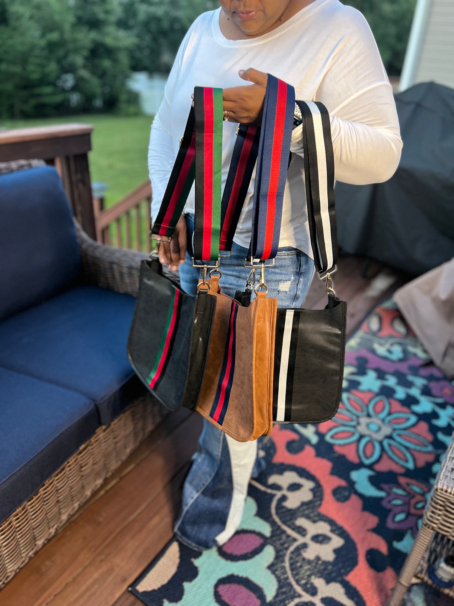 Manhattan Vegan Leather Messenger Bag