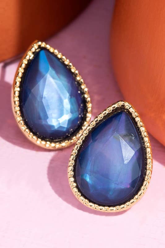 *Special* Glass Teardrop Stud Earrings