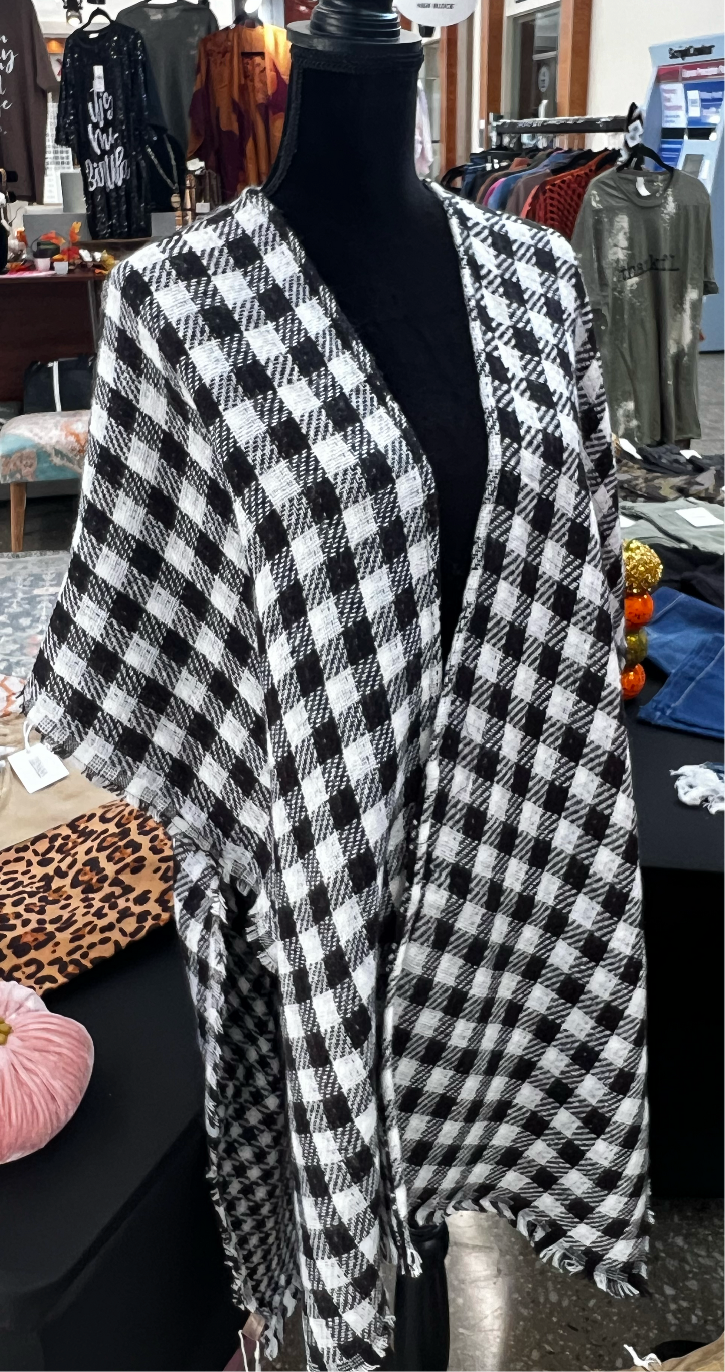 Black & White Reversible Buffalo Plaid Kimono