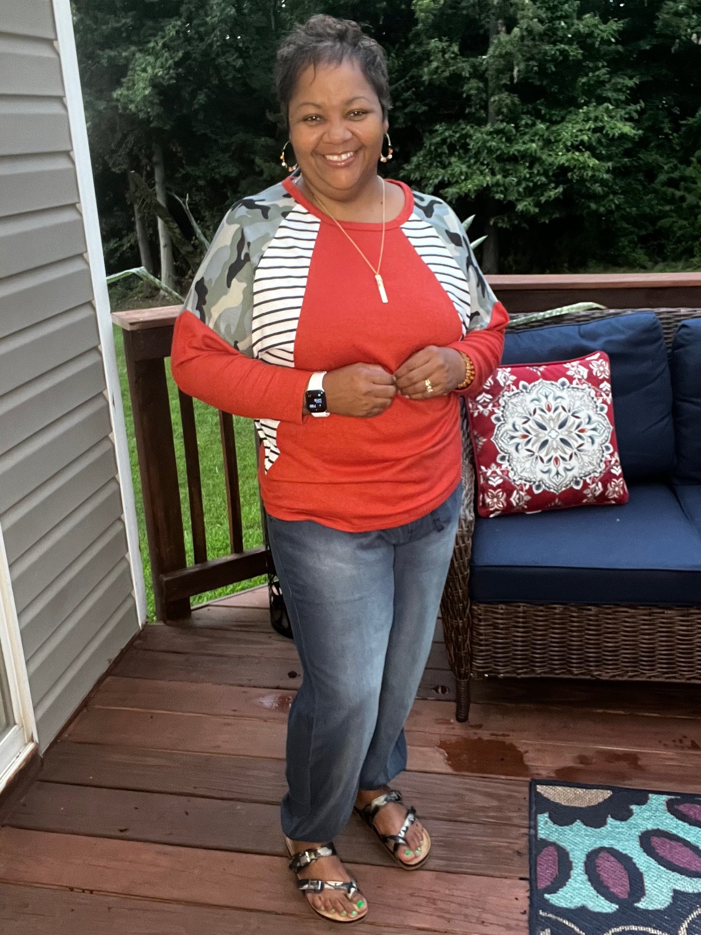 OVERSIZED SWEATER KNIT JERSEY CONTRASTED WITH STRIPE AND CAMOUFLAGE PRINT